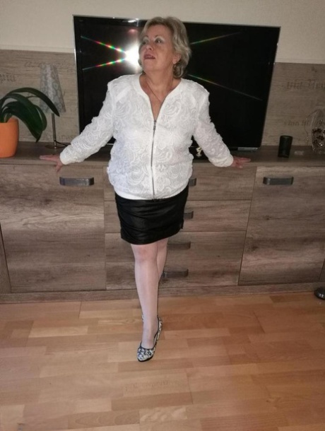 wedgie mormor skafferi porr hd bild