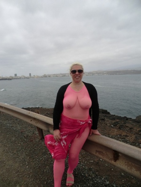 gammal mormor strumpa fitta gratis sex bild