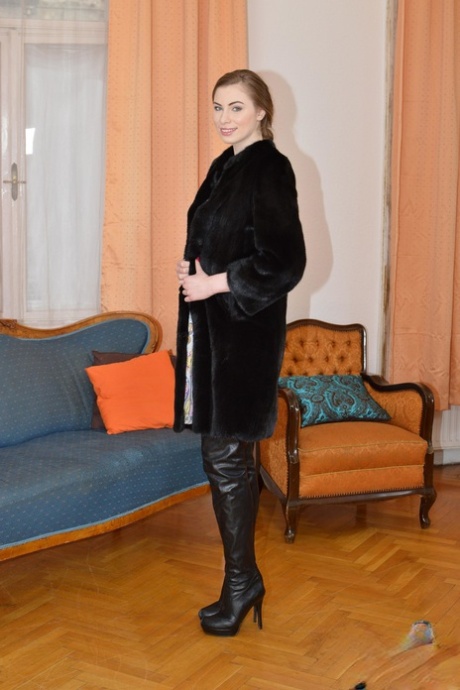 Milena Devi xxx skådespelerska gallerier